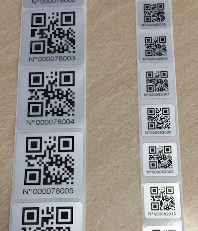 Etiquetes dada variable amb codis QR